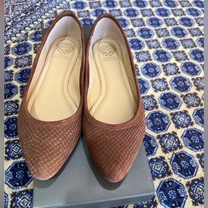 Vince Camuto Ballet Flats in 7.5M
